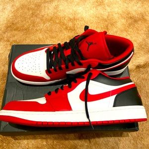 Air Jordan 1 low - Size:14 - Color: Reversed Black Toe